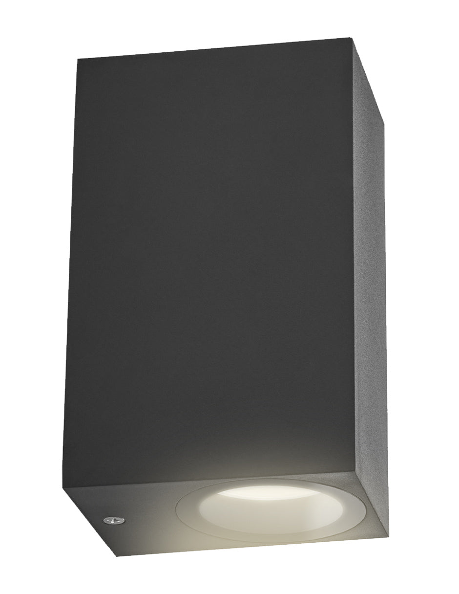 Luminaria de sobreponer en muro, de uso en exterior arbotante, Modelo ML-7408 Illux
